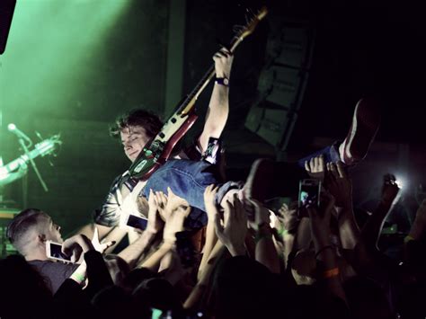 Mac DeMarco attacked by naked man on 'The Eric .